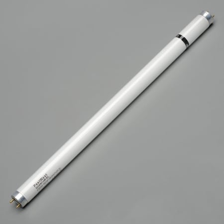 Pestwest Usa Llc PestWest T8 Shatter Resistant Quantum Lamp 25W X 18" 130-000173